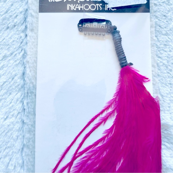 Feather hair clips pink and purple, boho hair extension accessories - Picture 2 of 3